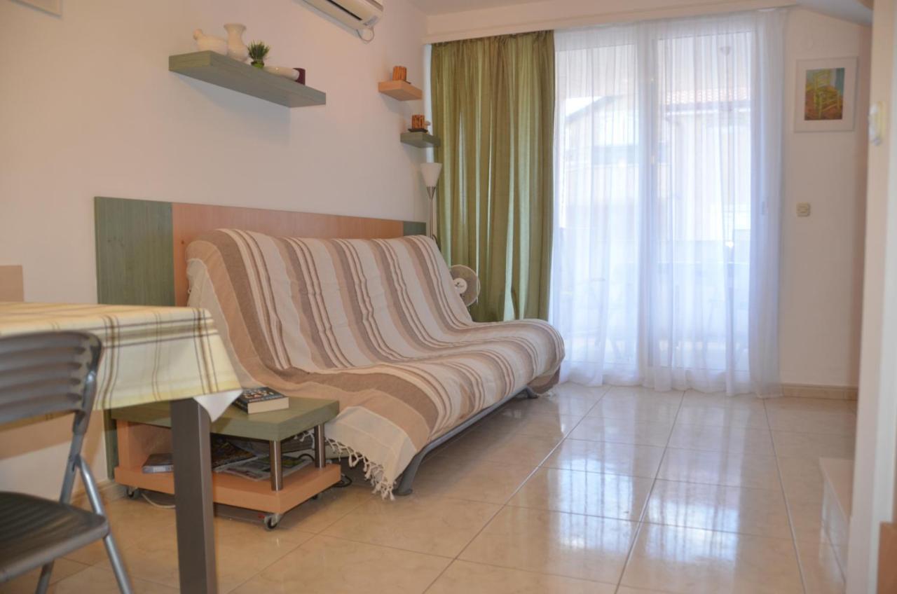 Apartman Ananda Bol - 2 Bedrooms, 7 Beds Exteriér fotografie